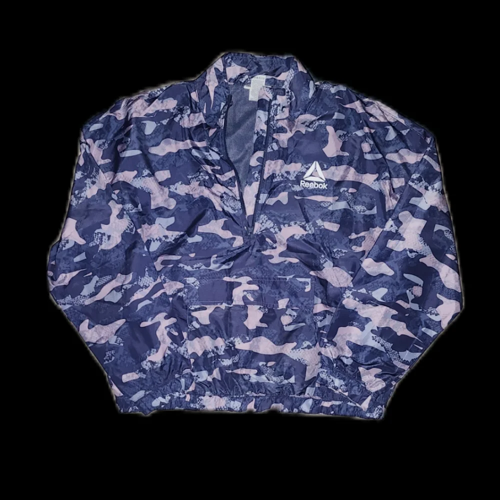(3/$25) Reebok Lilac Camoflauge Pullover - Picture 2 of 6